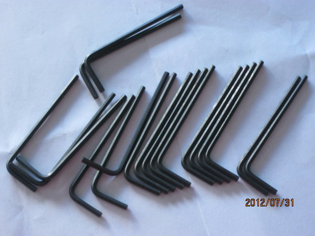 1.5*17*47 hex socket wrenches are available in stock. The material is 45# steel that has been hardened and blackened details Picture
