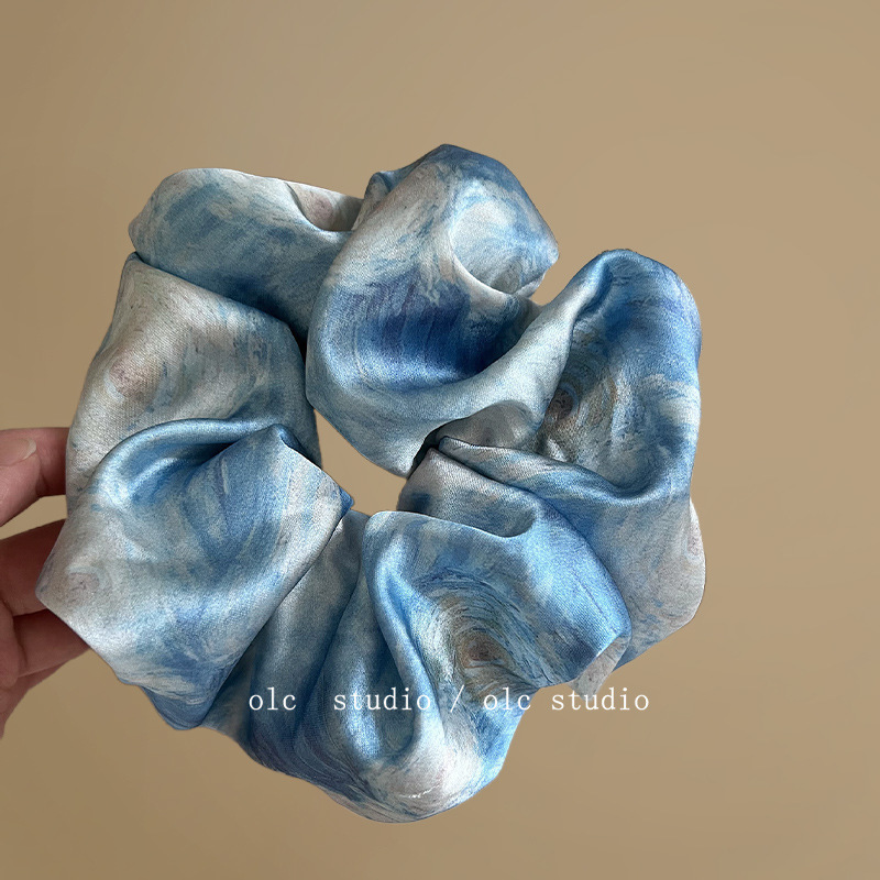Starry blue, high-end oil painting satin, large intestine hair band, elegant hair tie, bun hair decoration, female summer Specification drawing