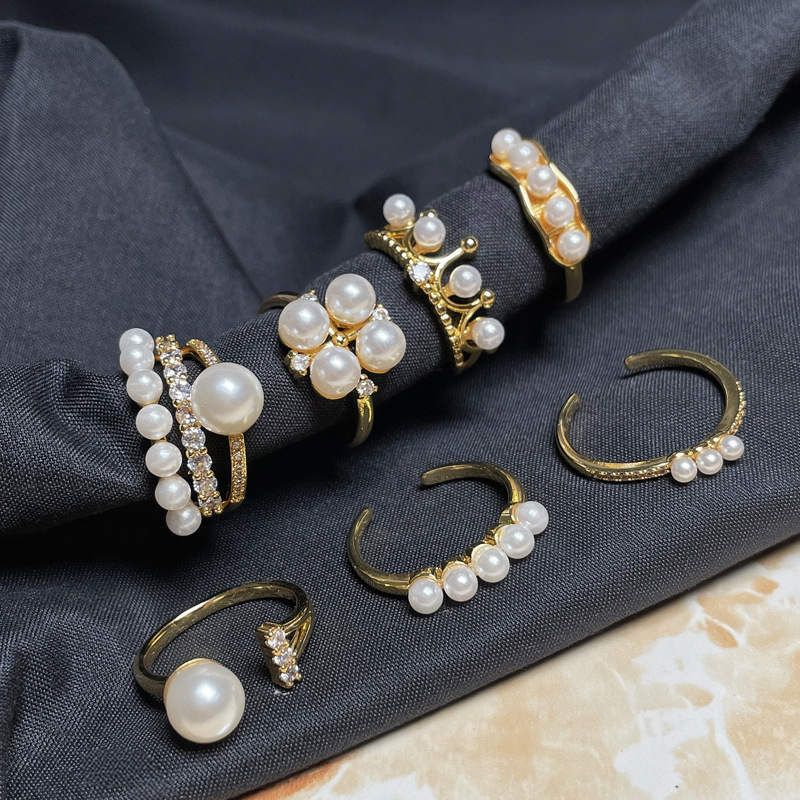 Retro pearl-inlaid open-top ring for women, new Chinese-style imperial style, niche and cold style, light luxury, sweet and cool ring Application Scenario