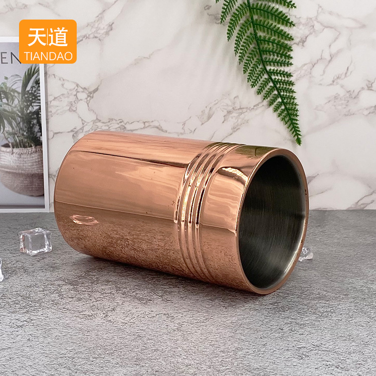 Cross-border stainless steel double-layer ice bucket, 304 straight ice bucket, metal insulated ice granule bucket, champagne and beer chilled bucket Application Scenario
