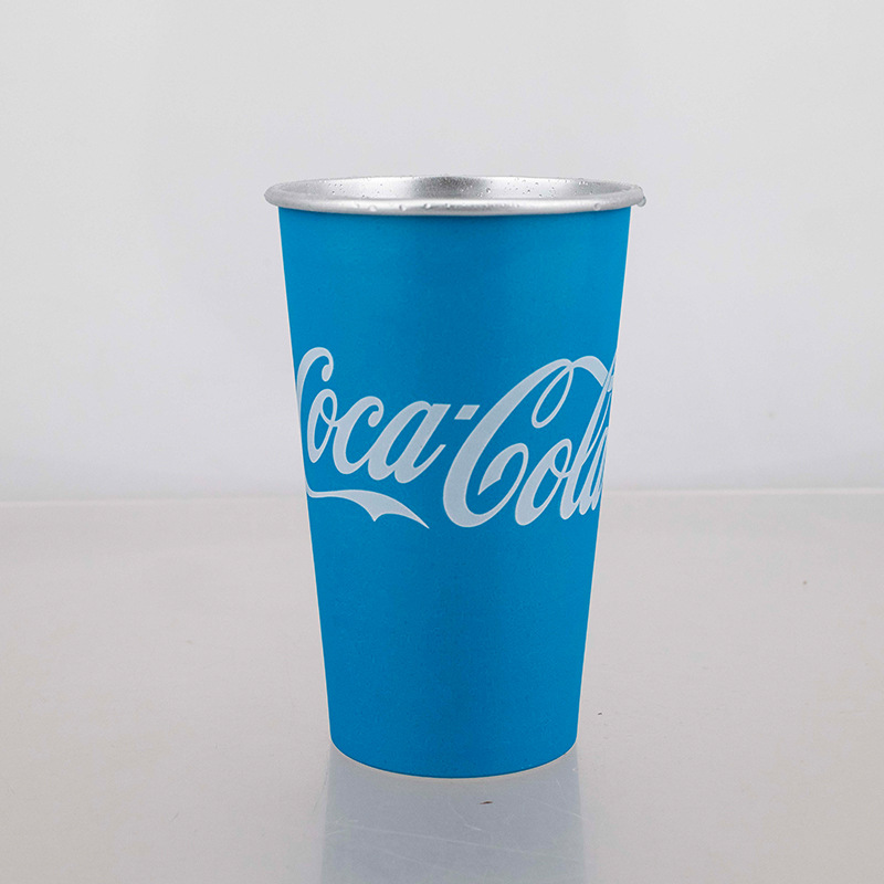 The new popular Coca-Cola color-changing aluminum cup for outdoor camping parties, a creative aluminum beer mug Application Scenario