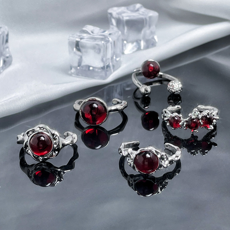 New irregularity texture open ring for women, red stone, sweet and cool personality, versatile index finger ring, cold style ring Specification drawing