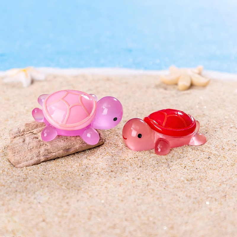 Creative and cute colorful turtle pairs, luminous little turtle resin blind bag desktop resin decorative piece, small Application Scenario