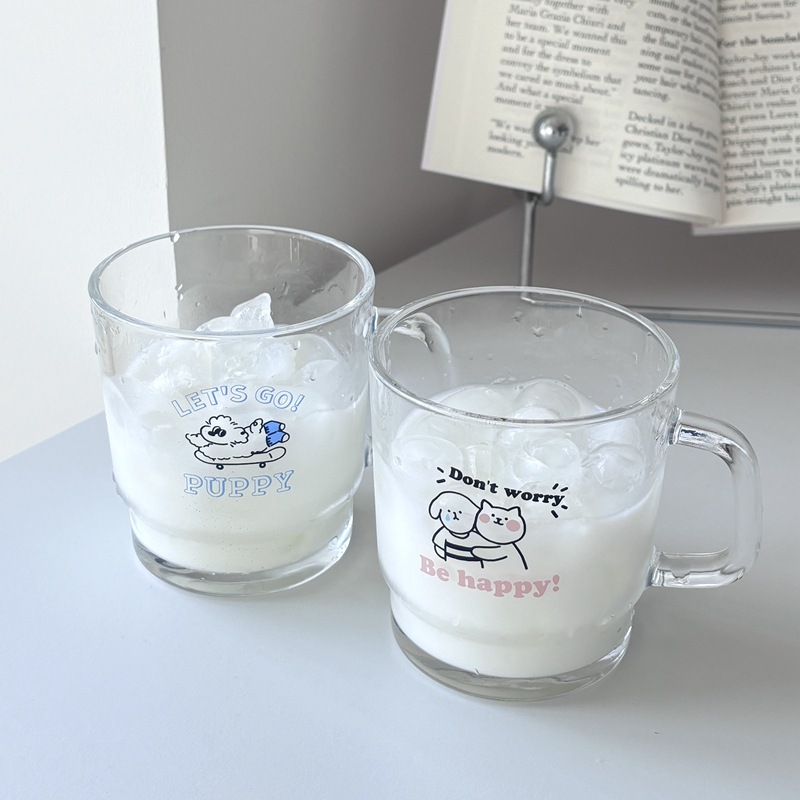 Ins-style cartoon creative glass cups, student juice cups, milk cups, coffee cups, breakfast cups full figure