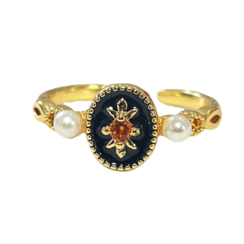 This light luxury and versatile flower-patterned open-mouth ring features a unique and fashionable design for women, with a cold and elegant style Item Picture
