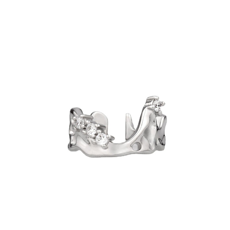 An irregular crown ring with a niche design sense for women on Instagram, featuring a cold, individualistic, fashionable, simple and creative food ring trend Item Picture