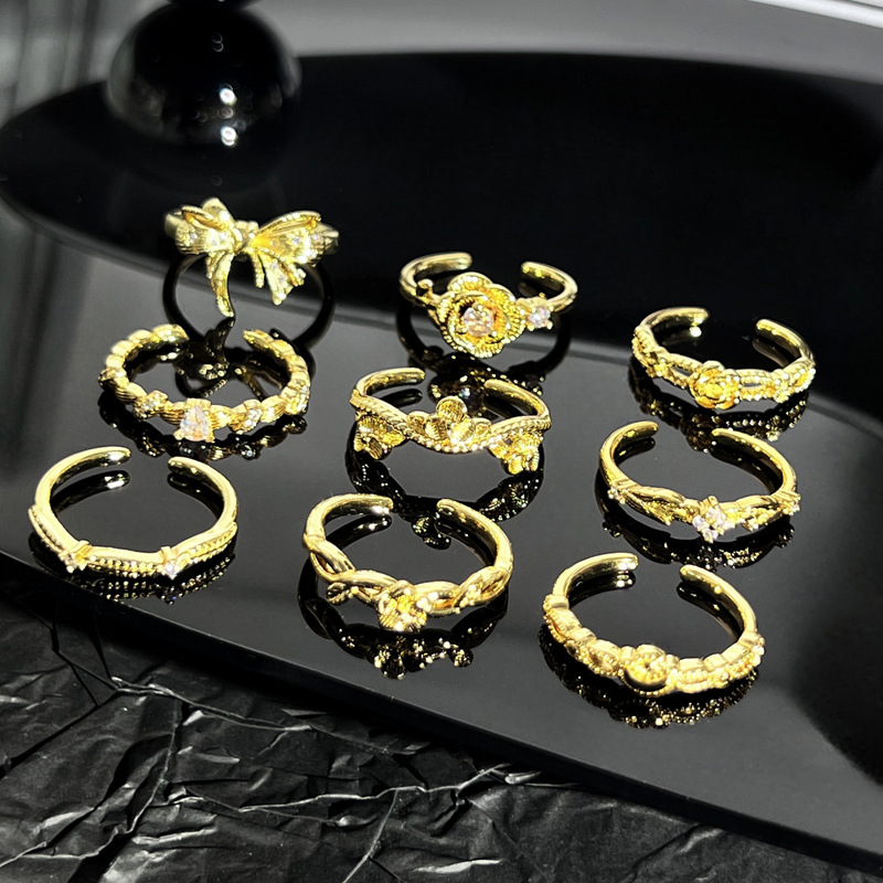 New Chinese-style simple flower bow exquisite open ring for women, a unique rose sweet and cool fashionable ring Application Scenario