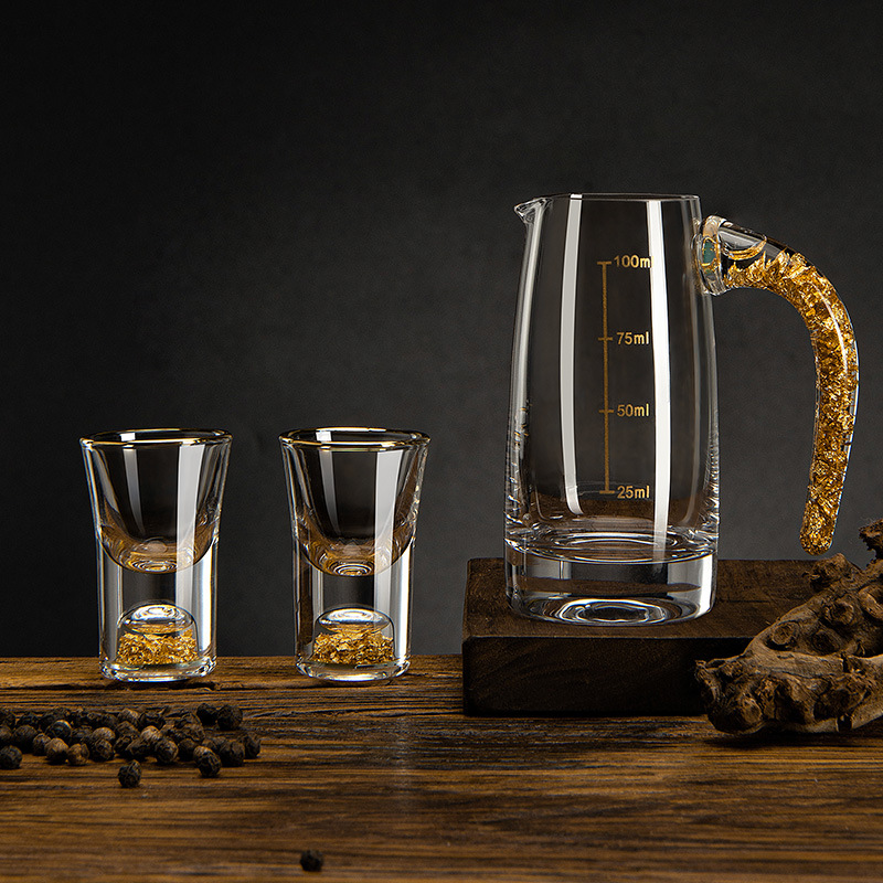 Gold-painted white spirit cup set, high-end household glass wine divider, small one-mouth cup, high-end creative white spirit cup and wine cup full figure