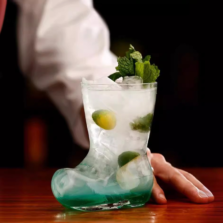 High borosilicate glass cups, boot cups, milk cups, coffee cups, high-temperature resistant boots, beer crystal shoes, cold drink cups Application Scenario