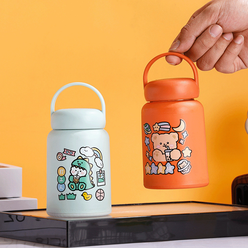 Cartoon glass water cup for girls, portable high appearance level glass cup, creative coffee milk water cup with hand-held glass cup Application Scenario