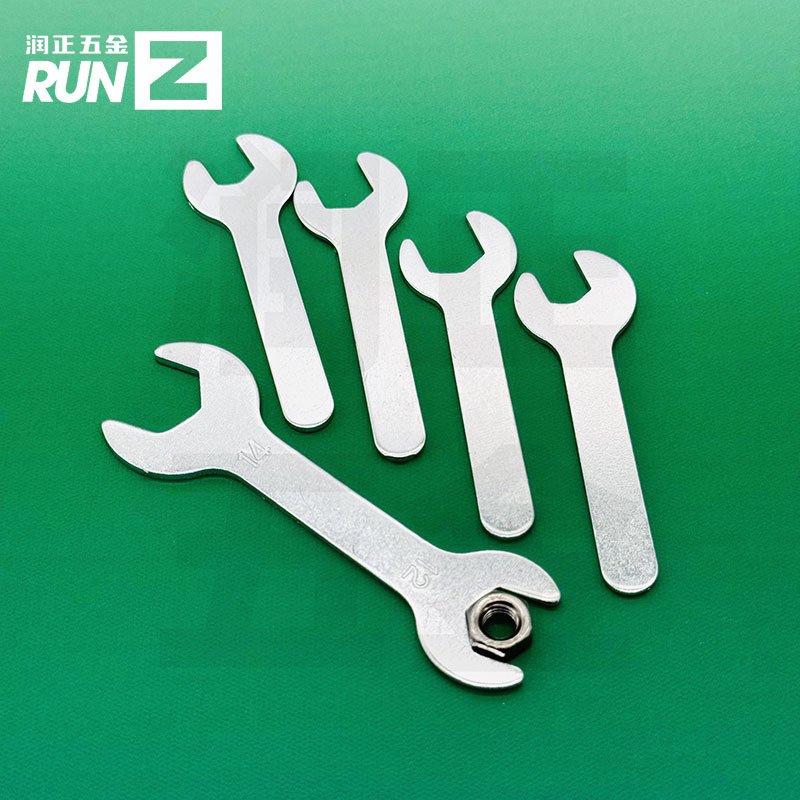 Simple open-end wrench manufacturer in stock, one-time stamped galvanized single and double-head small wrenches, matching tools, thin wrenches Application Scenario