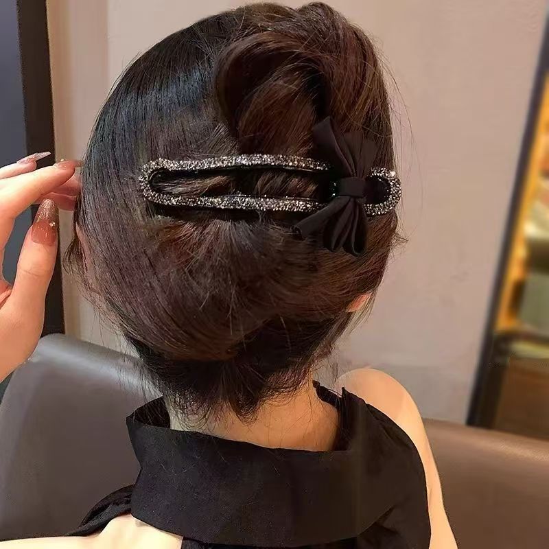 2025 New diamond-encrusted straight clip, high-end grab clip, female Internet celebrity's back head lazy person's clip, bun hair clip, duckbill clip hair accessory Specification drawing