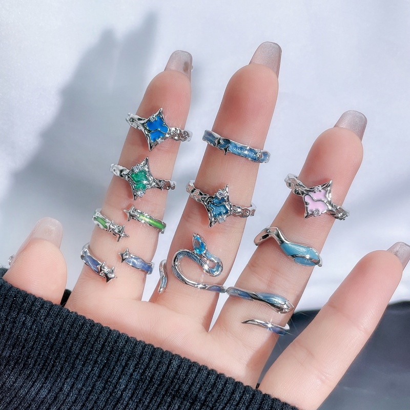 Retro and unique snake-shaped star-patterned glazed open ring for women, with a touch of high-end sophistication, light luxury, sweet coolness and a versatile style Specification drawing