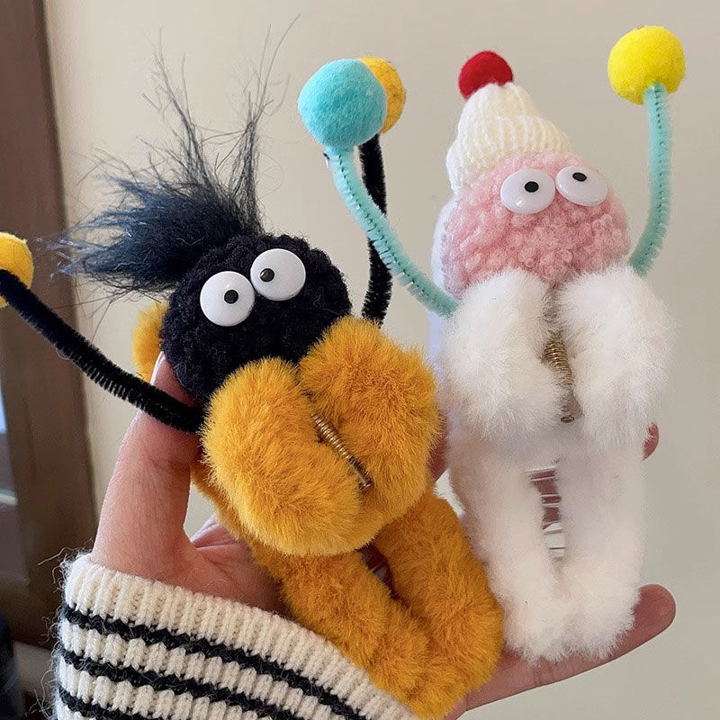 Cute and funny plush hair clips, ugly doll shark clip headwear, adorable Ins-style furry updo hair grabber new style details Picture