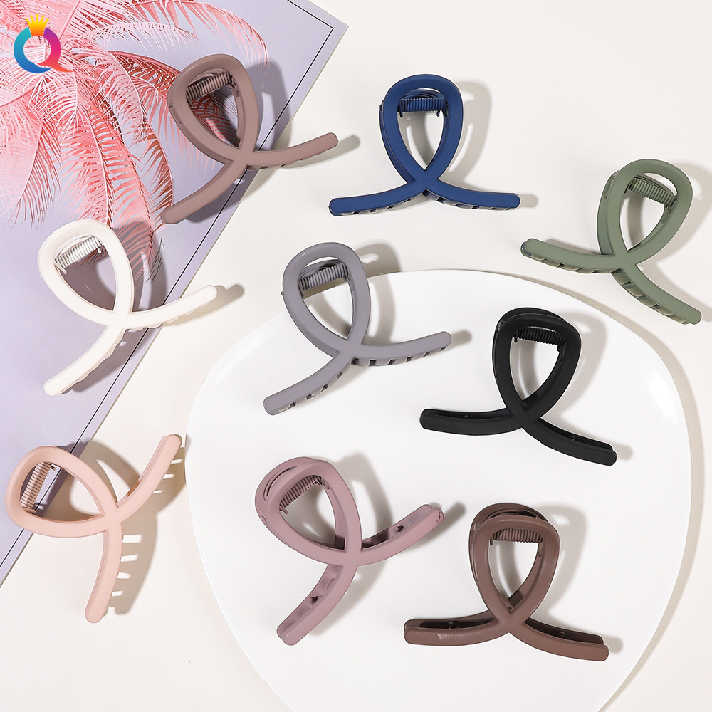 Qiyue Cross-border Cute Hair Clips, grabbers, ins shark clips, High-end clips, hair grabbers, women's headwear and hair accessories wholesale full figure