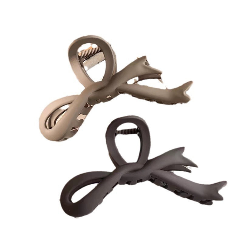 Gradient bow ribbon flocking hairpin for women's spring and summer mini chanel-style velvet grabber with a high-end look, shark clip at the back of the head Item Picture
