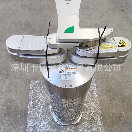 Yaskawa XU-RC350D-C03 dual-arm wafer transfer robot bargaining full figure