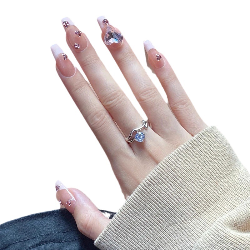 A simple and individual zircon ring wrapped around a branch for women, an Instagram personalized jewelry accessory with a niche design and a high-end feel Item Picture