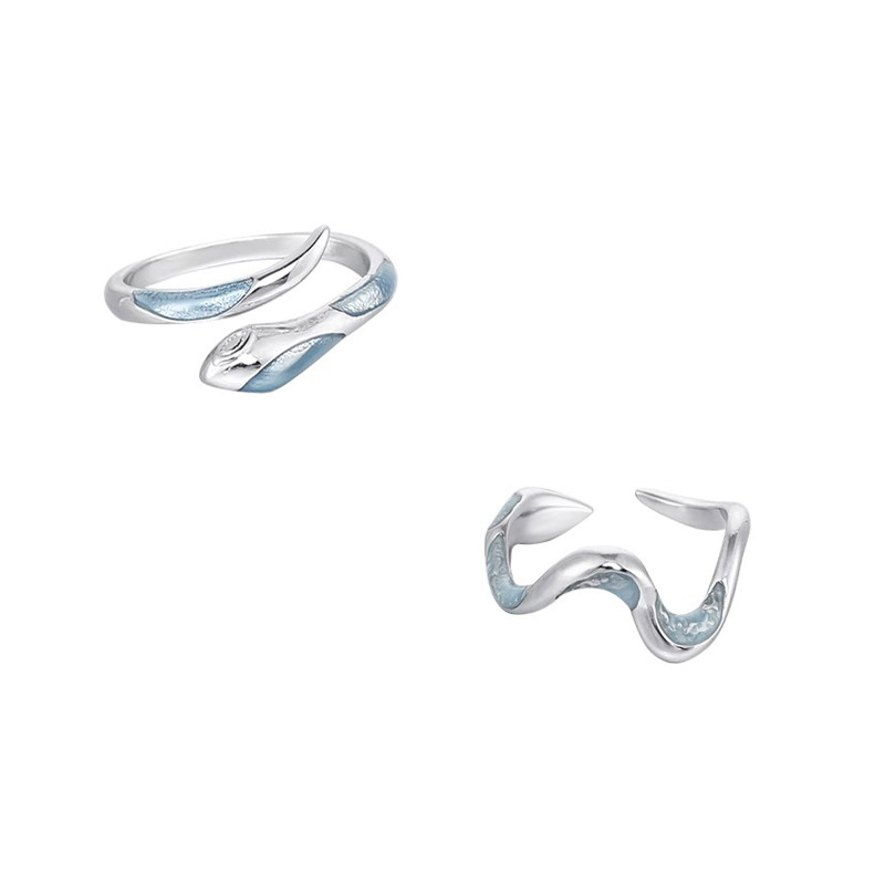 The Snake House Girl's exotic snake-shaped couple open ring is exquisite, simple, creative and features a unique geometric design Item Picture