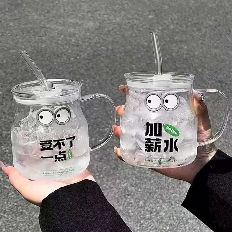 Wholesale of glass cups, office water cups, office coffee cups, high appearance level straw cups, household portable thickened cups full figure
