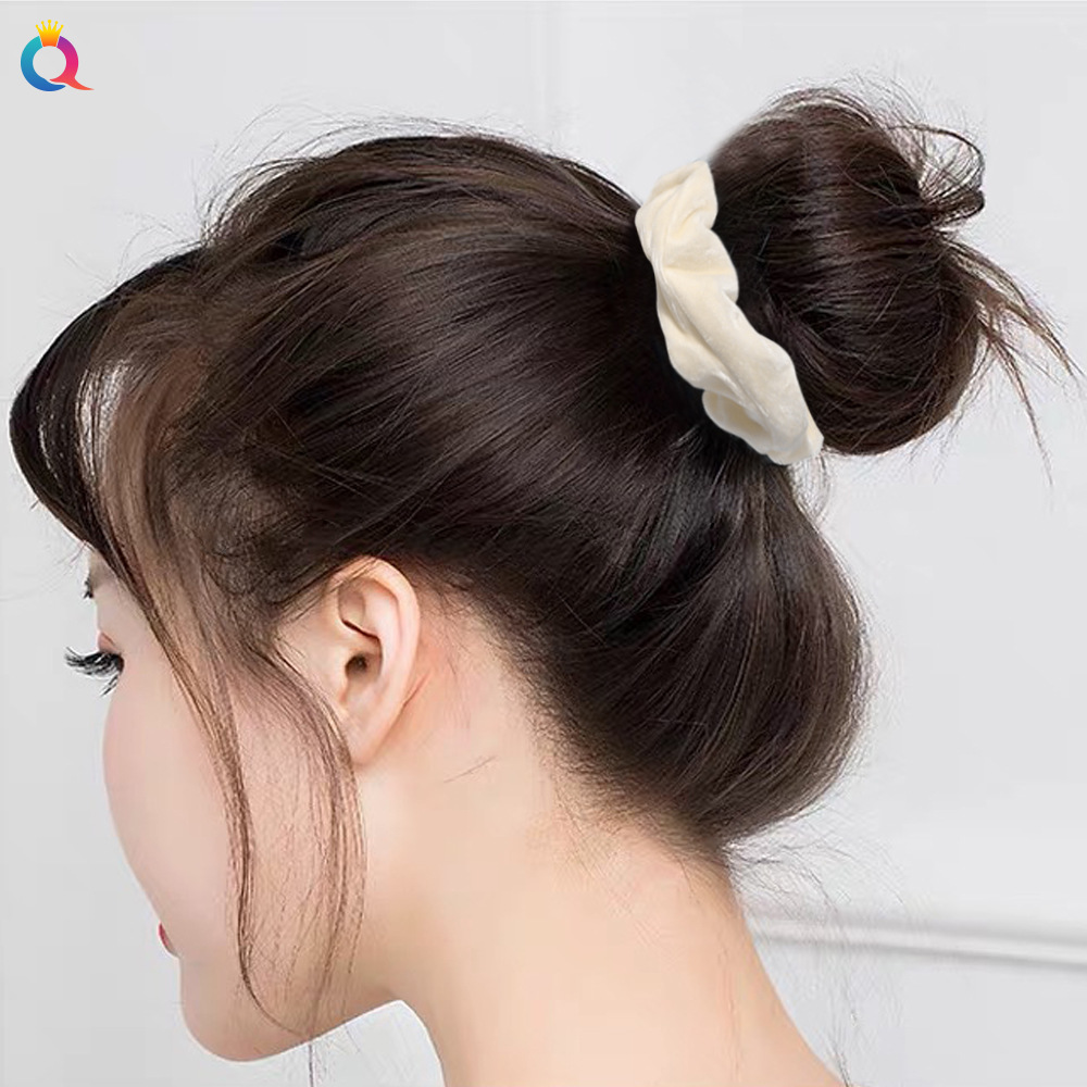 Qiyue's new autumn and winter velvet three-color set large intestine hair band: Simple and fashionable hair band large intestine hair band accessory details Picture