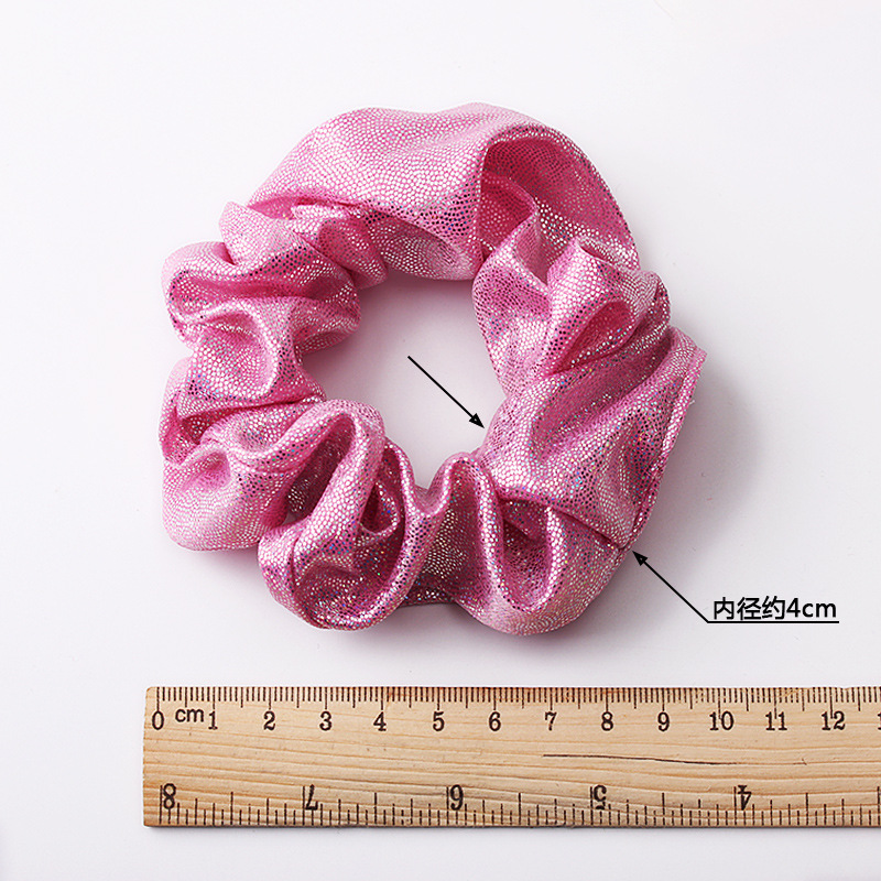 Qiyue Cross-border Supply Metal Bright color Scrunchies hair band with gilding and dual-color large intestine circle headpiece C86 Application Scenario