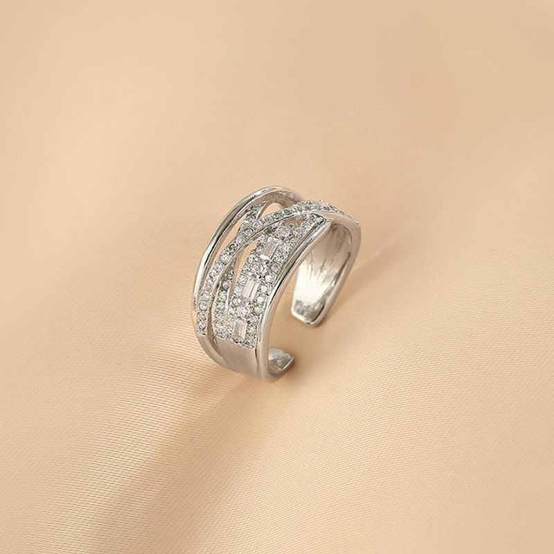 A high-end, light luxury full-diamond open-mouth ring for women, a unique and distinctive index finger ring design, a new trend ring in 2022 Specification drawing
