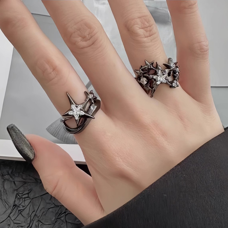 Dark style starlight high-end open ring, women's sparkling diamond irregular niche design, unique and stylish eating ring trend full figure