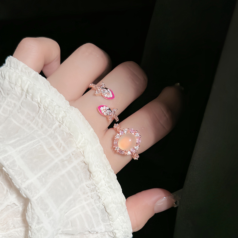 Retro rose quartz pigeon egg floral elegant open ring for women, light luxury and high-end feel, sweet cool and cold style personality ring details Picture