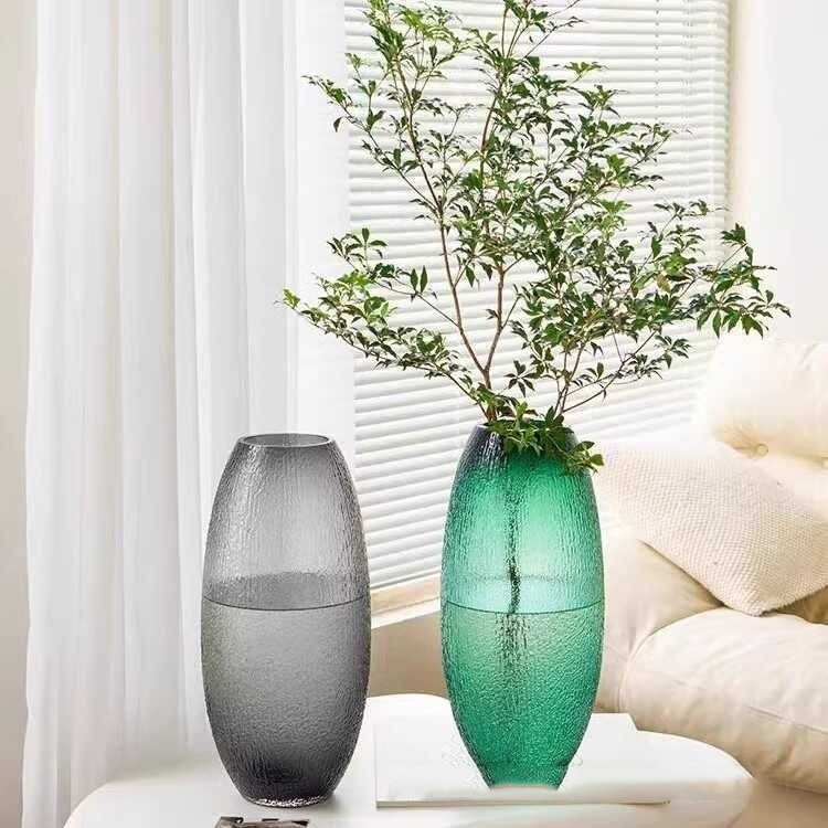 A modern, simple and high-end Bodhi glass vase with fresh hydroponic flowers, a large floor-standing luxury decoration for the living room entrance details Picture