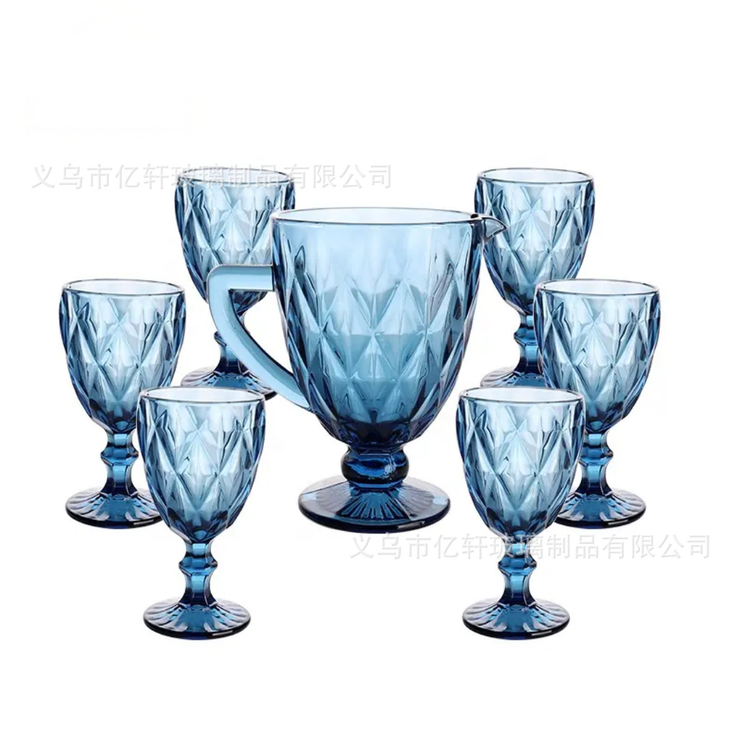 Factory wholesale European-style embossed household water kettles, bar colorful creative cold drink juice kettles, glass water kettles Application Scenario