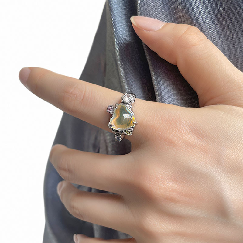 The "Ocean Heart" moonstone heart-shaped opening ring with a cold style and a spicy girl's high-end feel is a trend of light luxury rings Specification drawing