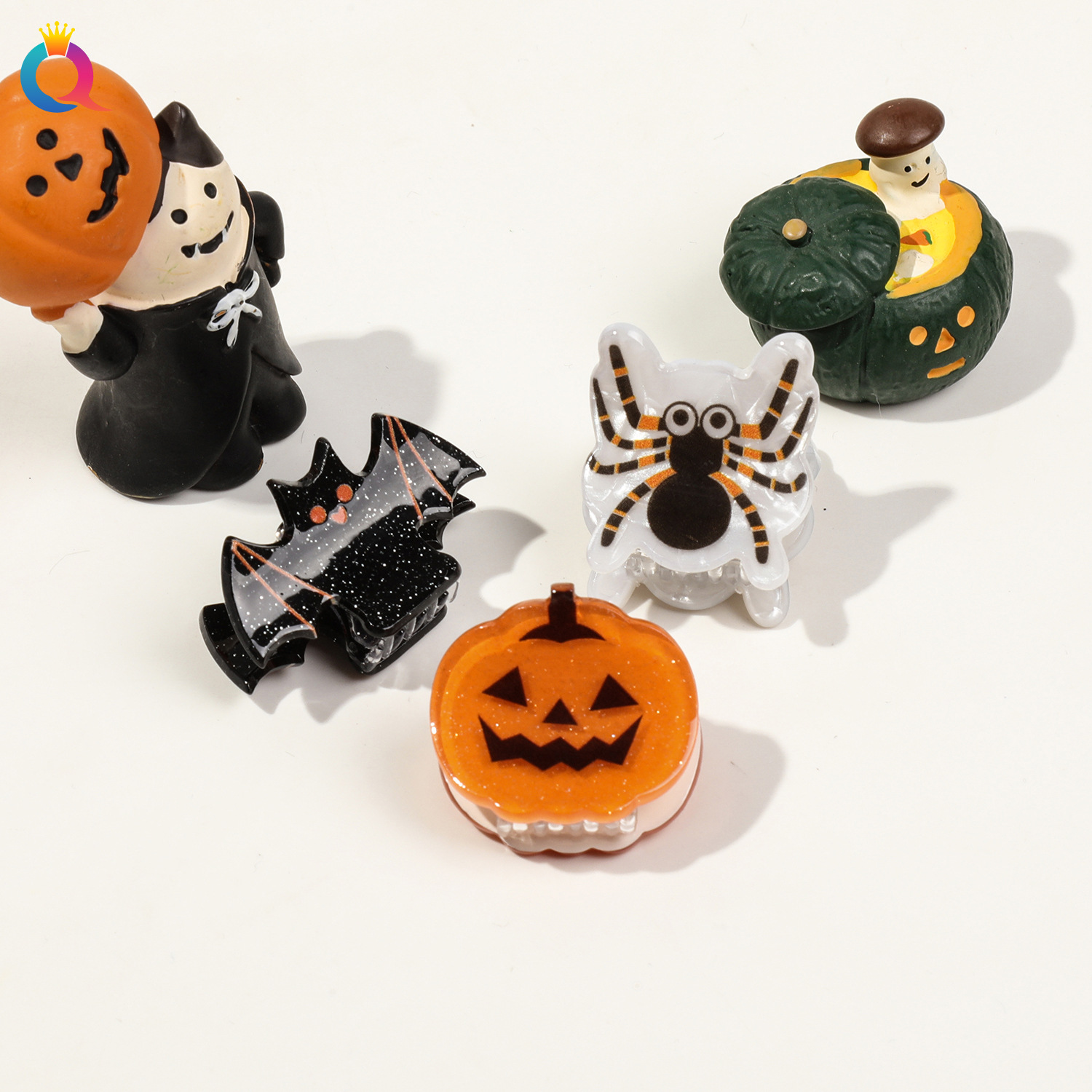 Qiyue Cross-border European and American Halloween Trumpet Clip, ins acrylic bangs clip, broken hair clip, Pumpkin ghost hair clip Application Scenario