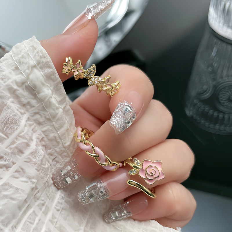 A high-end, sweet and cool pink glazed flower butterfly woven open ring, a light luxury, fashionable and versatile ring for women to wear in layers Specification drawing