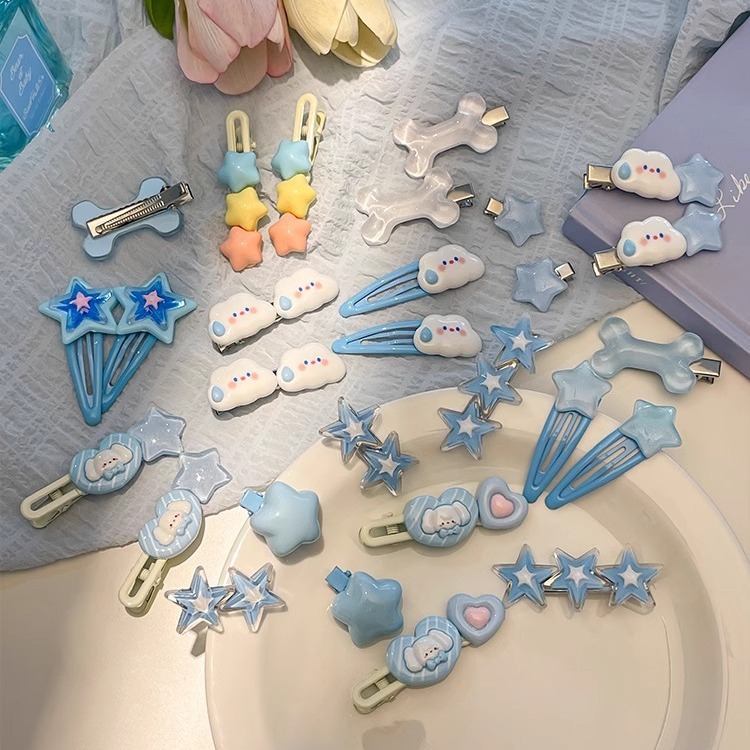 Dopamine Girl Heart Hair Clip, cute cream-colored five-pointed star duckbill clip, y2k side clip, bangs clip details Picture