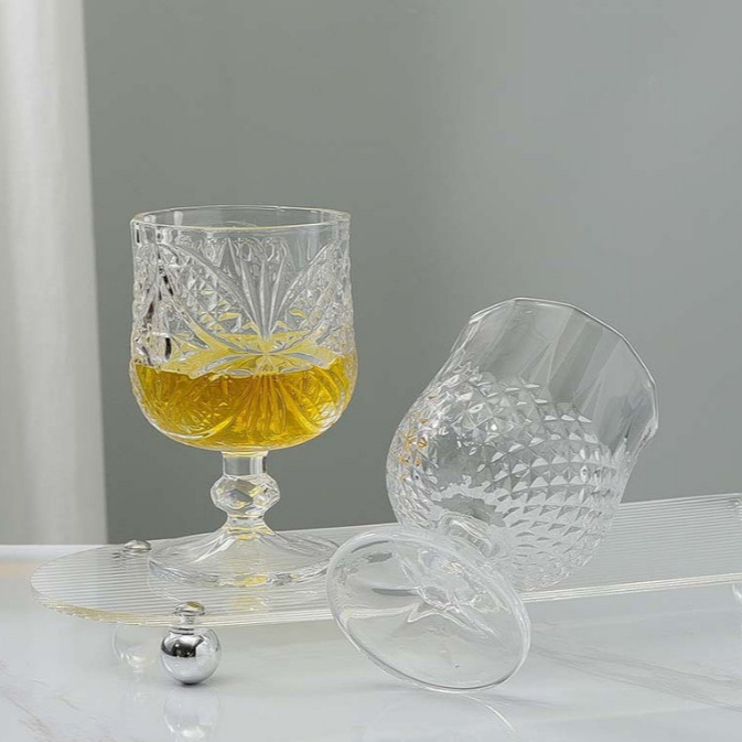 Diamond-embossed glass, crystal low-footed whisky glass, yogurt dessert fruit glass, thickened foreign wine glass, spirits glass Application Scenario
