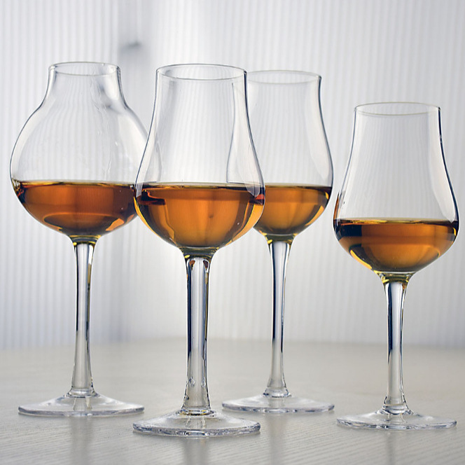 Crystal glass aroma glass, tasting glass, sweet wine glass, tall wine glass, ISO, handcrafted, foreign wine glass, white grape full figure