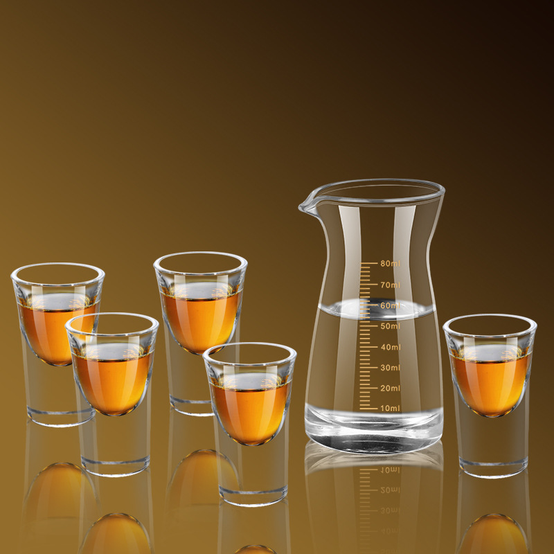 High-transparency glass liquor cups, thick-bottomed spirits cups, bullet cups, one-sip cups, small liquor wine cups that can be printed with logos Specification drawing