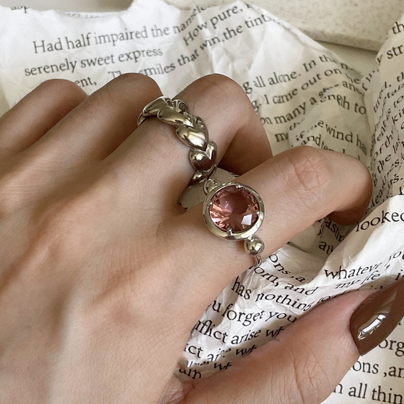 Korean version ring, women's ins brown crystal diamond zircon, simple and niche design, high-end and light luxury, 2022 new style Specification drawing