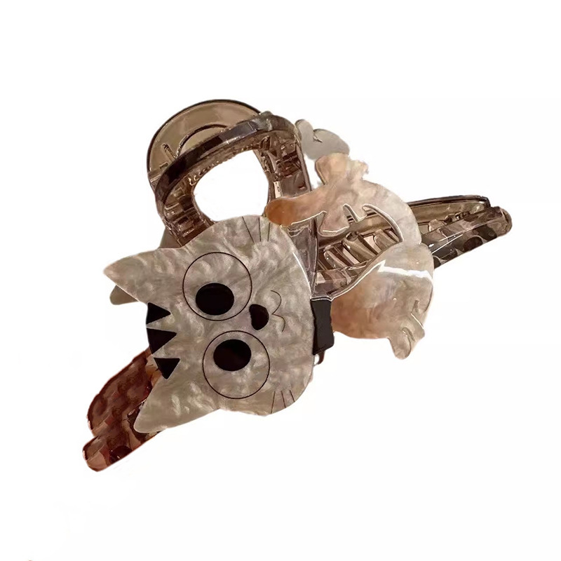 Cute and adorable kitten claw clip for women 2025 new high-end shark clip hair clip at the back of the head updo headwear clip Item Picture