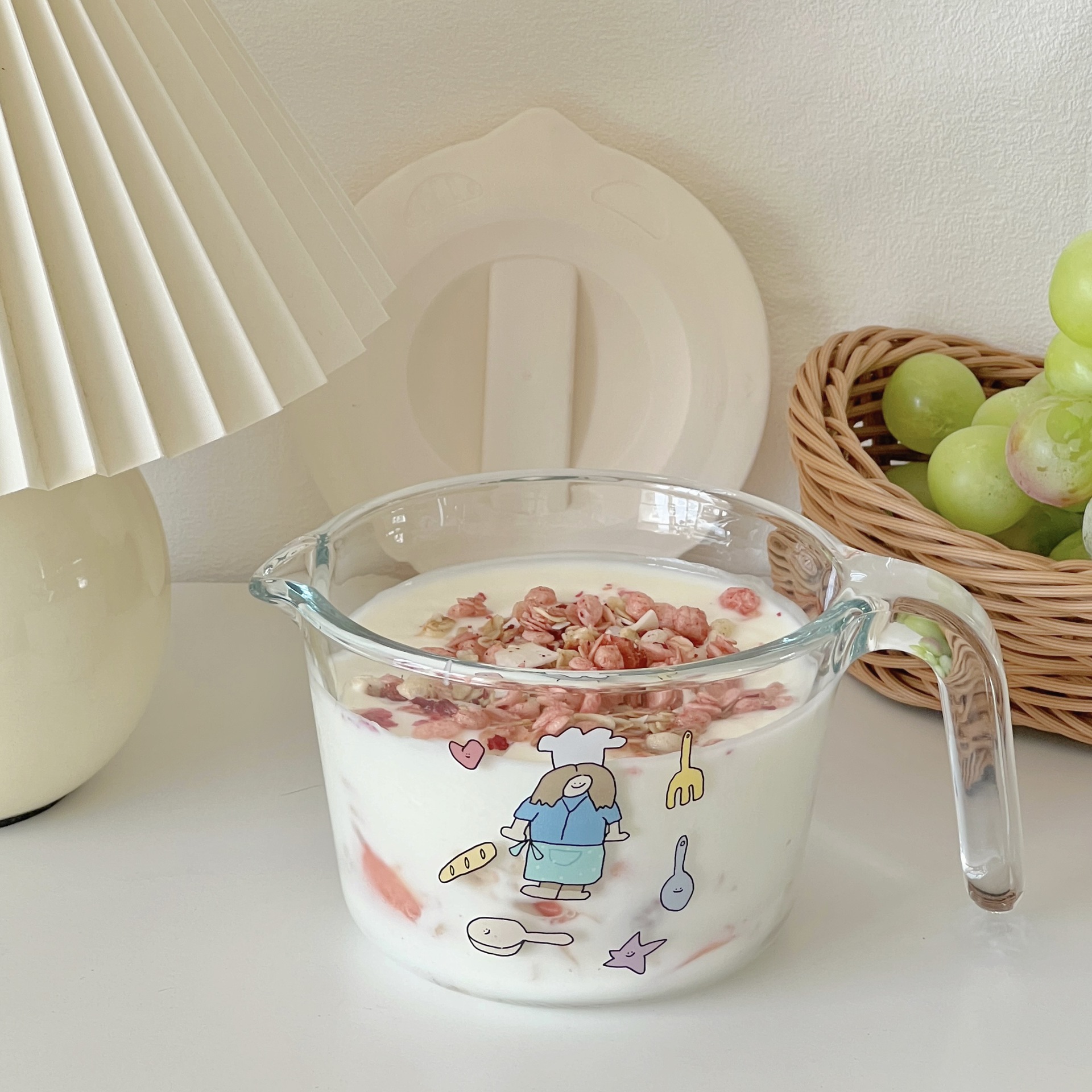 Boli Cute Girl Heart InS-style glass measuring cup baking utensils, home cute measuring cup Specification drawing