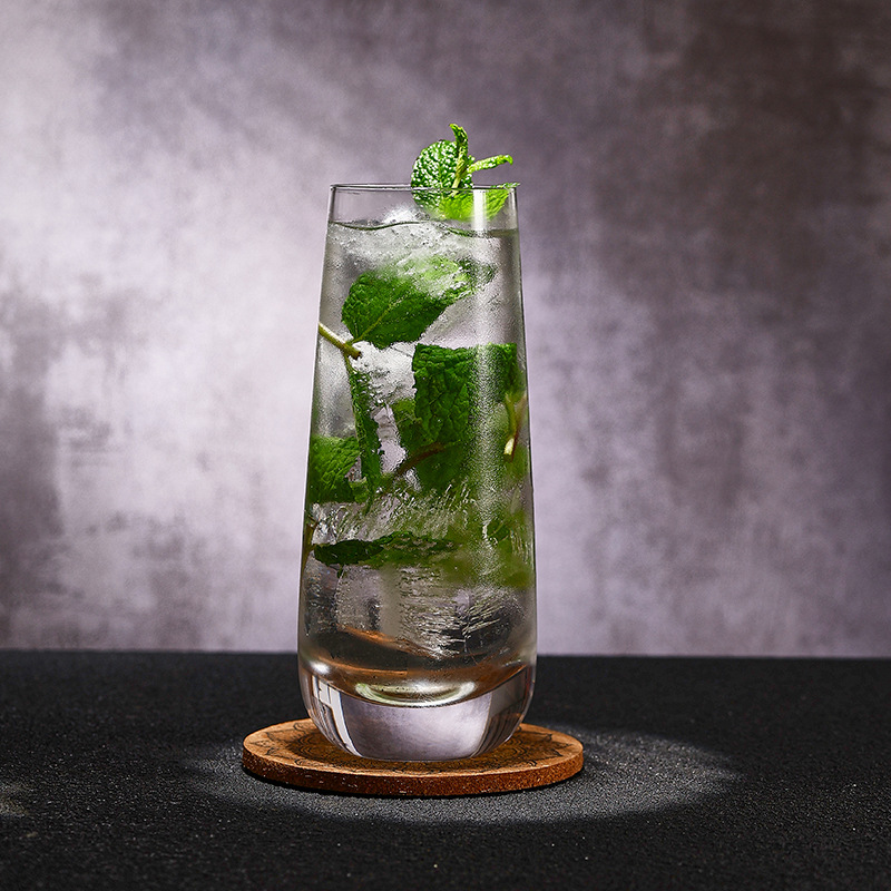 Creative handcrafted thick-bottomed cocktail glasses, Coring glasses, mojito glasses, high-end cocktail glasses, large-capacity juice glasses, beverages Specification drawing