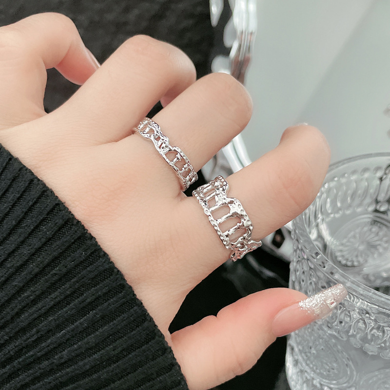 Niche couple rings for women, adjustable irregular texture, fashionable and individual index finger rings, cold style, simple and versatile, trendy details Picture