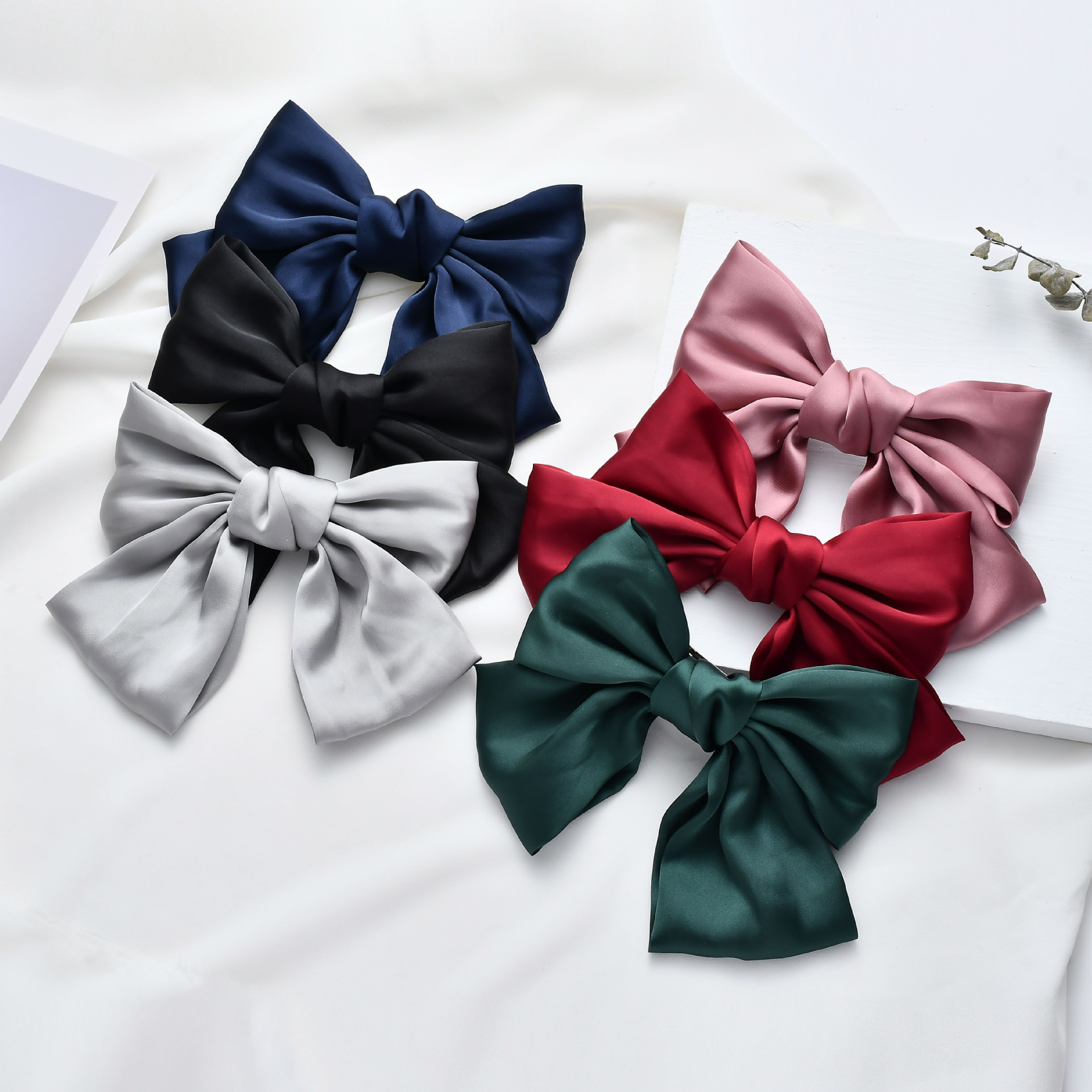 Qiyue in-stock European and American silk double-layer satin large bow hair clips, top clips, hair accessories, fabric spring clips manufacturer full figure