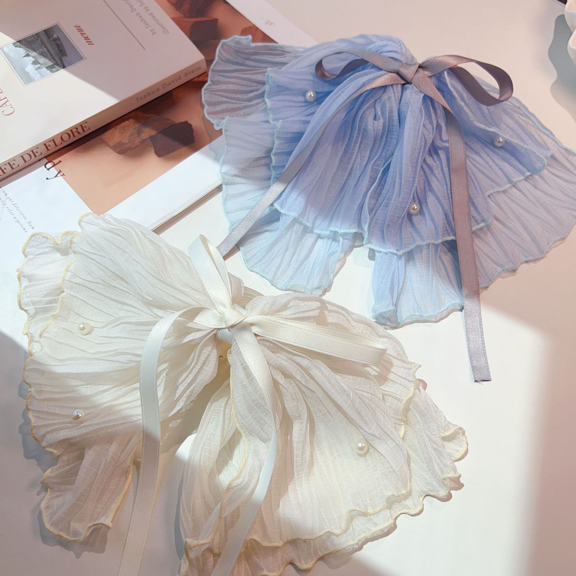 Korean sea salt blue daily mesh silk ribbon bow ponytail grab with pearl embellishment, high skull top fixed hairpin for a woman details Picture