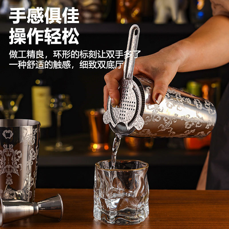 304 stainless steel etched pattern Boston cocktail shaker with pirate skull pattern two-piece American shaker Specification drawing