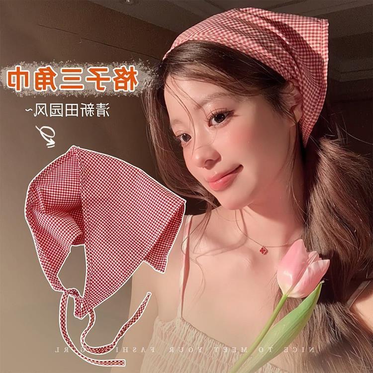 2025 New checkered headscarf with a high-end look, triangular scarf, sweet and girlish hair band, summer hot girl silk scarf accessory details Picture