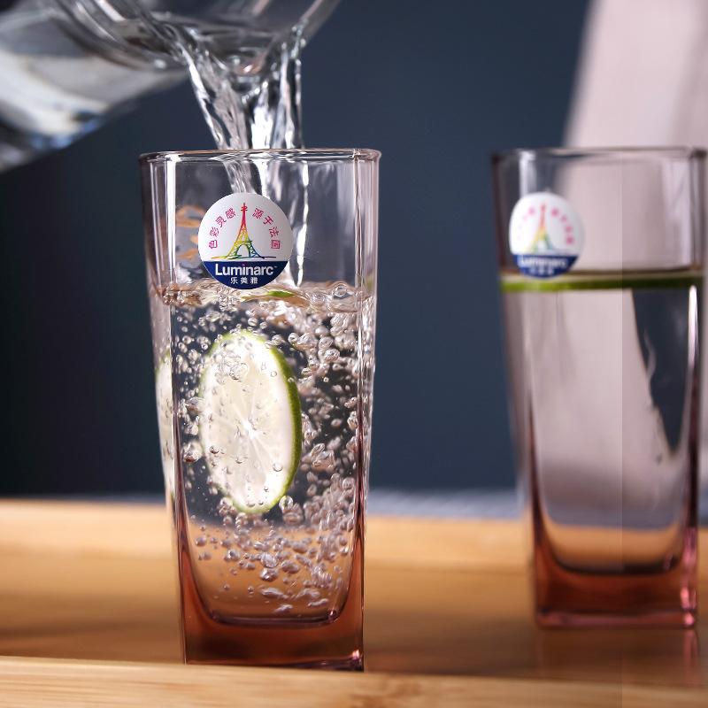 Lemeiya Creative glass water cups, juice drink cups, heat-resistant glass tea cups, milk cups, colored straight cups Application Scenario