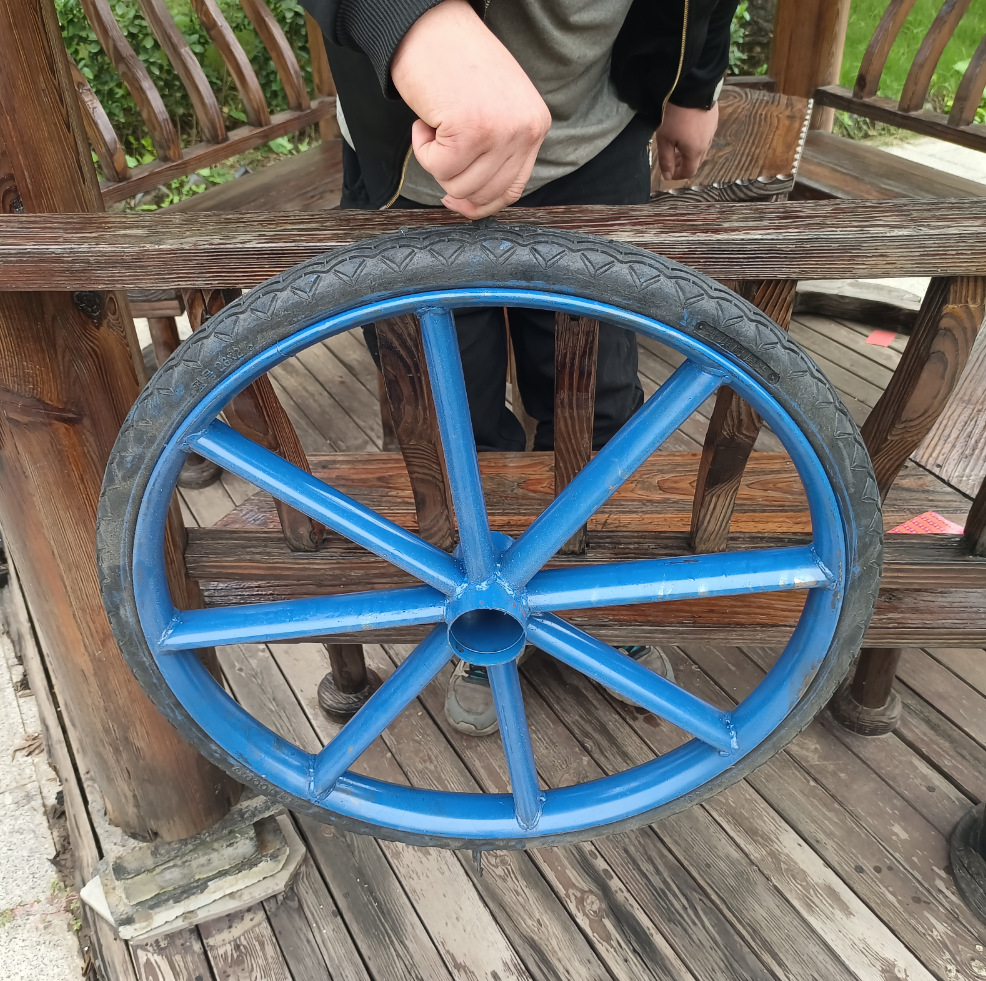 10 wheelbarrows, small carts, agricultural wheelbarrows, handcarts, household wheelbarrows, accessories, wheelbarrows, handcart wheels Application Scenario