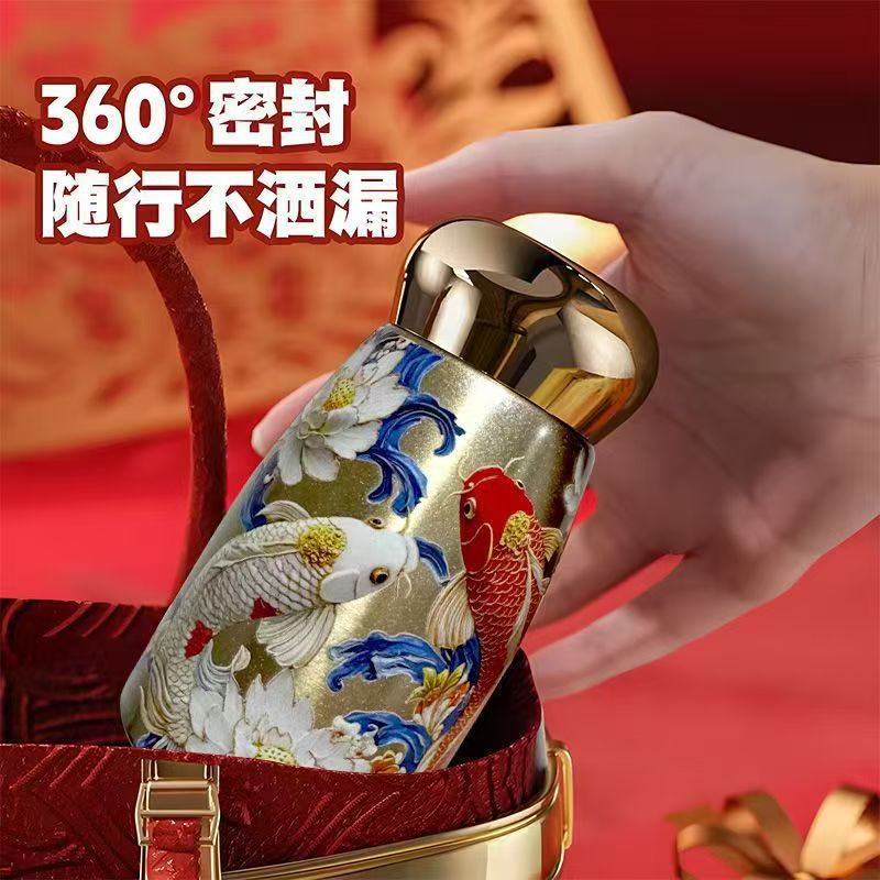 New national trend mini retro mushroom insulated cup, portable pocket cup with temperature display, convenient, simple and fashionable water cup full figure